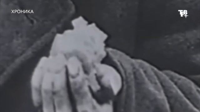 125 блокадных грамм с огнем и кровью пополам смотреть онлайн