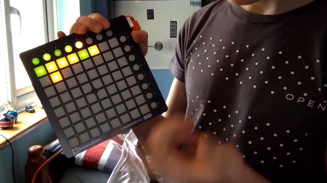 Novation Launchpad mini MK2 - Demo - first impressions - Korg MicroKey 25 смотреть онлайн