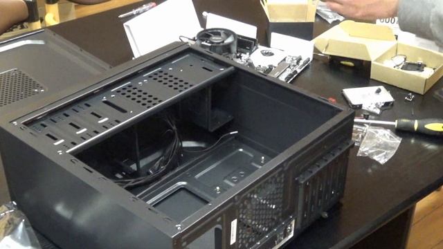 Back with a bang! And with a new video editing/creation build for YouTubers! Ryzen 7 PRO 4750g, X57 смотреть онлайн