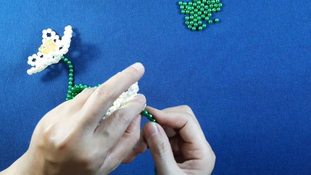 Cách đan Hoa Thủy Tiên Bằng Hạt Cườm/KIEU DIY/Tutorial Beaded Beads A Narcissus Flower