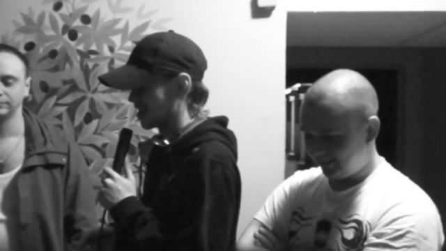 Dark Sight (Evil BadBugz, интервью от 25.03.2011).mpg смотреть онлайн