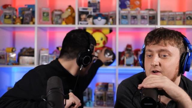 Live React to Logan Paul Buying $200k Base Set 1st Edition Booster Box смотреть онлайн