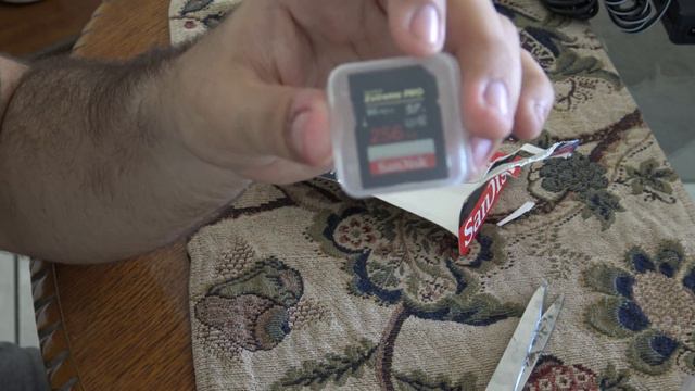 SanDisk SD 256GB Extreme Pro UHS-I SDXC U3 Memory Card (Class 10) Unboxing смотреть онлайн