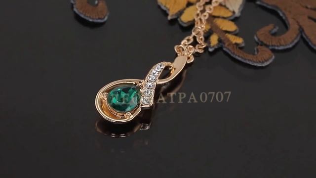 Милый кулон с кристаллами Swarovski + цепочка, покрытые золотом смотреть онлайн