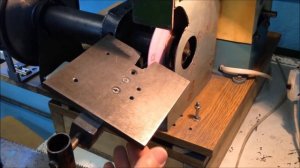 Заточка ножовки по дереву на электроточиле своими руками. Тест остроты.