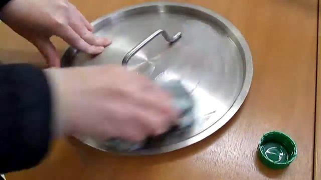 Для очистки и полировки поверхностей из нержавеющей стали. IN CHROME GLITZ от GreenLAB смотреть онлайн
