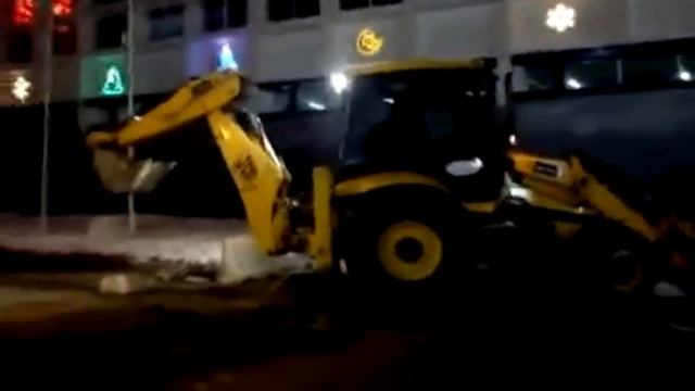 Трактор работает вхолостую смотреть онлайн