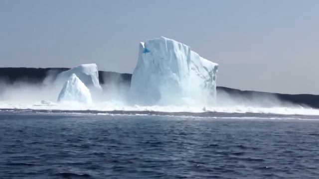 Крушение огромного айсберга. смотреть онлайн