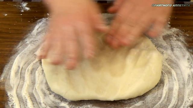 Пицца в домашних условиях. Простой и вкусный рецепт. смотреть онлайн