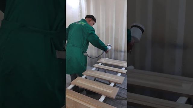 Нанесение Грунта адгезивного для МДФ PTS21812. Компании Техноколор. смотреть онлайн