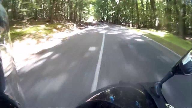 Suzuki GSX R 750 Srad Projekt mp4 смотреть онлайн