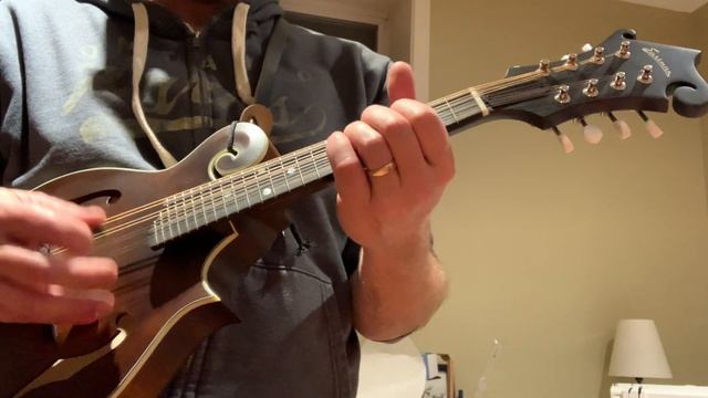 First Mandolin Song смотреть онлайн