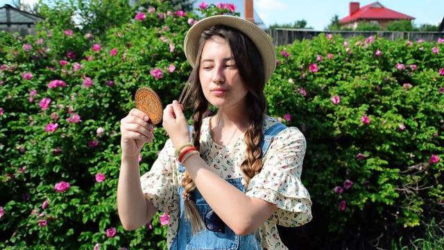 ПРОСТЫЕ ПРИЧЕСКИ НА КАЖДЫЙ ДЕНЬ // ДРОПНУЛА ТРЕК В КОНЦЕ ВИДЕО?? смотреть онлайн