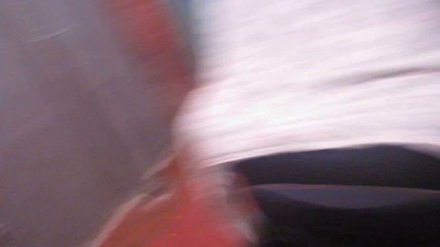 Поджигаю большой замок из спичек и в нём смурфик?! смотреть онлайн