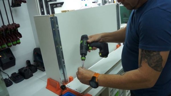 Сборка ящиков BLUM LEGRABOX