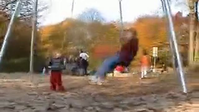 архив, дети совсем маленькие... смотреть онлайн