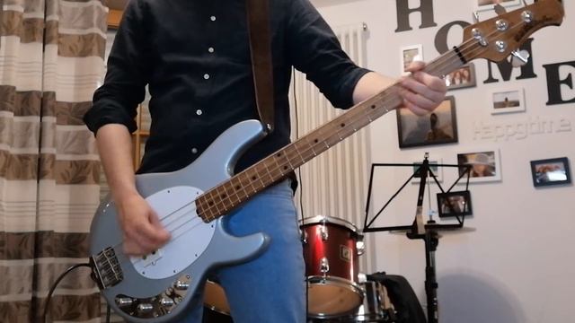 Goldfinger - Superman [Bass Cover] смотреть онлайн
