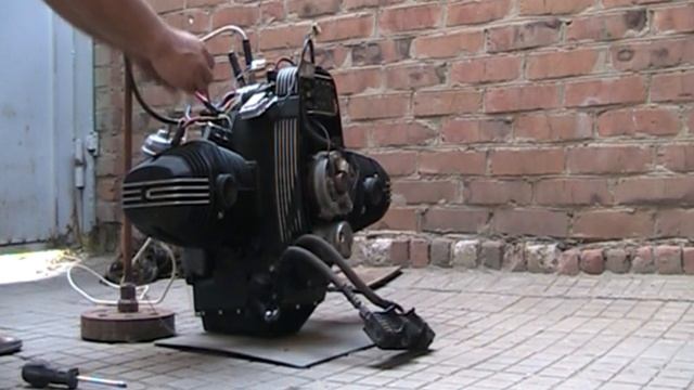 Запуск двигателя BMW R100/7 AirHead. Часть 3 смотреть онлайн