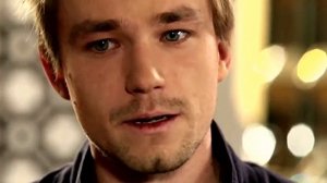 Александр Петров  Читает стих  "Вошла Ты Резкая Как Нате"