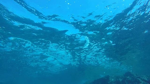 Exploring the caves at Konnos beach Cyprus. смотреть онлайн