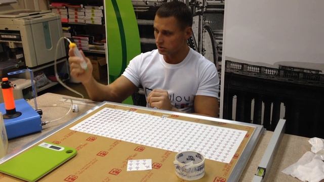 Как делать объемные наклейки (наклейки из смолы) 1/2 смотреть онлайн