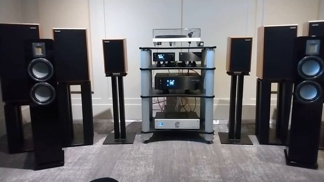 Audiovector QR3 Tower Speaker. смотреть онлайн