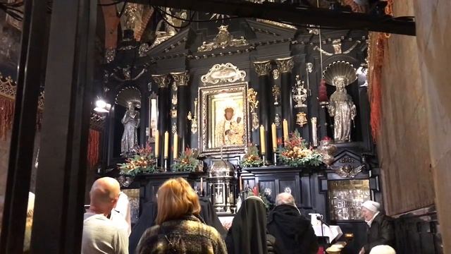 Ченстохова у Різдво. Вервиця, колядки польською смотреть онлайн