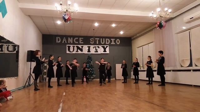 Unity школа танцев. Assa party - Лезгинка на новогодней вечеринке смотреть онлайн