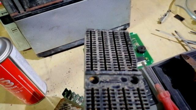 Обзор находок. Продолжение. Самый дорогой разъем. смотреть онлайн