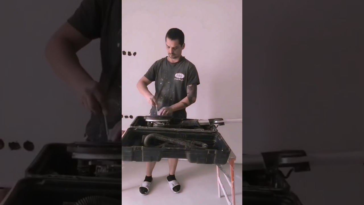 Складная бесщеточная шлифмашинка «жираф» SCHTAER 5000ВF с диаметром тарелки 225мм смотреть онлайн