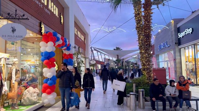 🇹🇷 Turkey Istanbul Viaport Marina Tuzla, Palm Paradise 4K смотреть онлайн