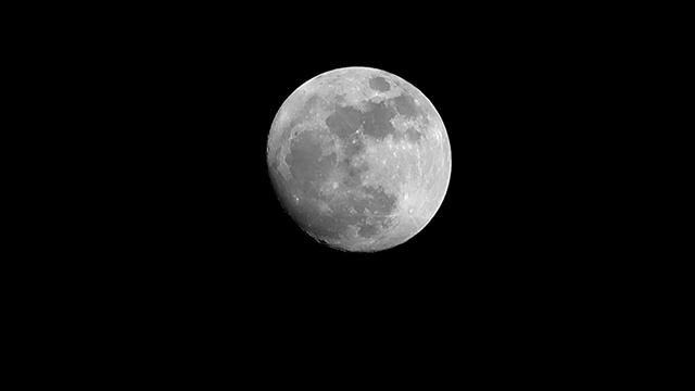 Luna. The Moon. Panasonic TM900 смотреть онлайн