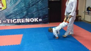 Тренировка по каратэ для детей 4-5 лет в клубе Тигренок
