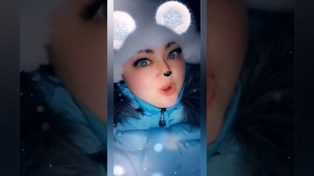 Она привыкла быть одна... смотреть онлайн