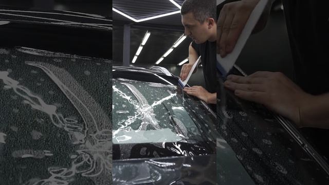 Бронирование и защита лобового стекла автомобиля Geely Monjaro смотреть онлайн