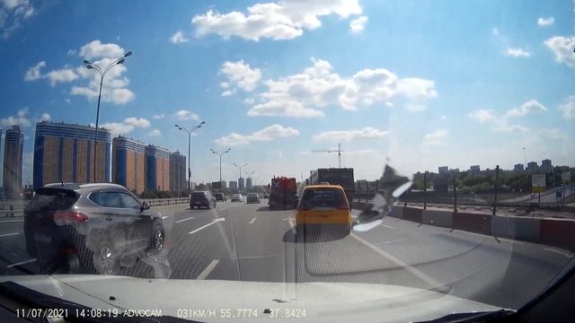 20210711 Полив дорог