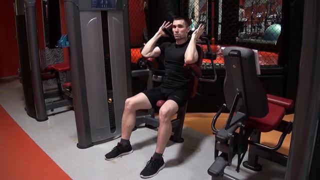 Скручивания на тренажёре смотреть онлайн