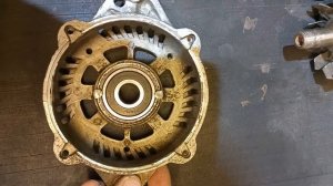 Шевроле Круз. Передний подшипник генератора.