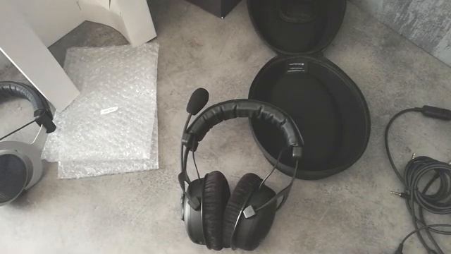 beyerdynamic MMX300 2nd Generation Unboxing [GERMAN] смотреть онлайн