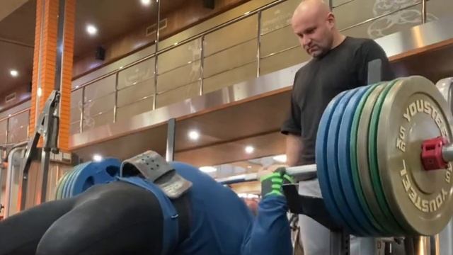 Петросян Геворг жим лёжа 200 кг на 1 раз. Тренер Егорьевск смотреть онлайн