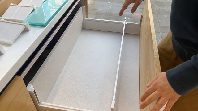 블럼 ( blum ) 인티보 ( TANDEMBOX intivo ) 크로스 디바이더 ( ORGA-LINE ) 조립법과 상세한 리뷰 смотреть онлайн