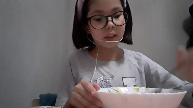 мукбанг/1 РАЗ/вареники? смотреть онлайн