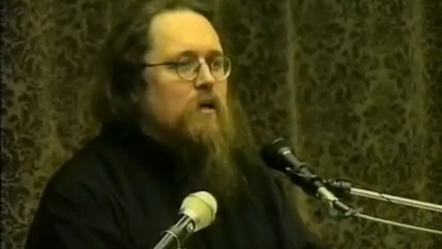 О.Андрей Кураев Почему Христиане носят Крест? смотреть онлайн