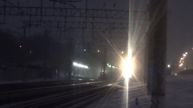 Электровоз ЭП2К-??? с двухэтажным поездом №26 Москва - Ижевск смотреть онлайн