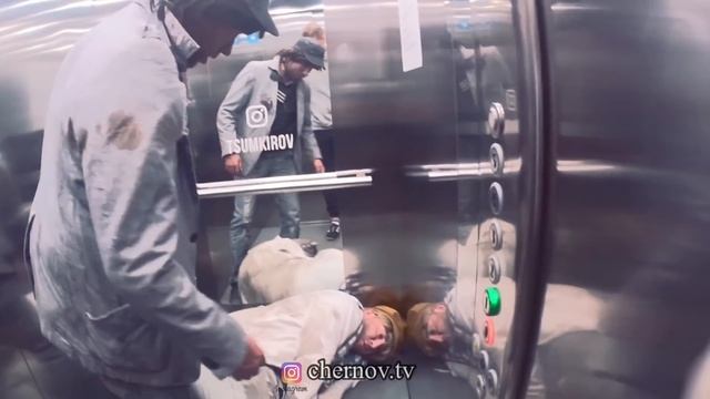БОМЖИ В ЦУМЕ / БичПокупки / пранк? / Чернов смотреть онлайн