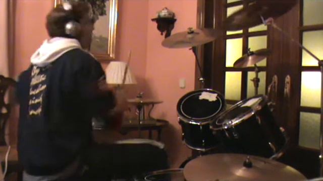 American Idiot ( Green Day ) Drum cover смотреть онлайн