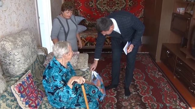 В Железногорске более 40 человек с ограниченными возможностями здоровья получили продуктовые наборы смотреть онлайн