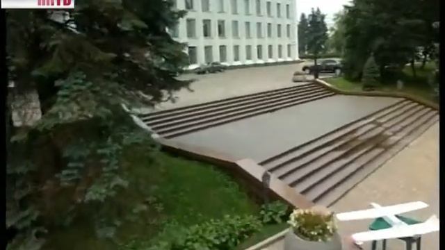 Валерий Шанцев и юные авиамоделисты смотреть онлайн
