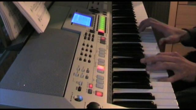 Sultans of swing on a Yamaha PSR-S550 смотреть онлайн