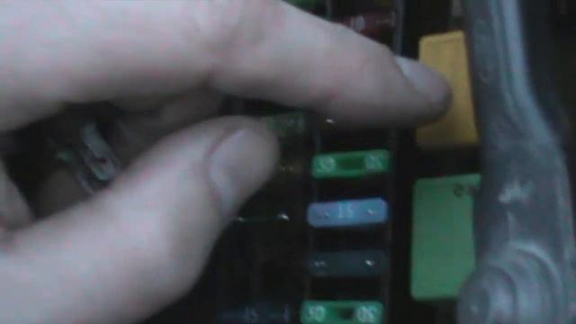 Личинка(кнопка) багажника Форд Скорпио смотреть онлайн